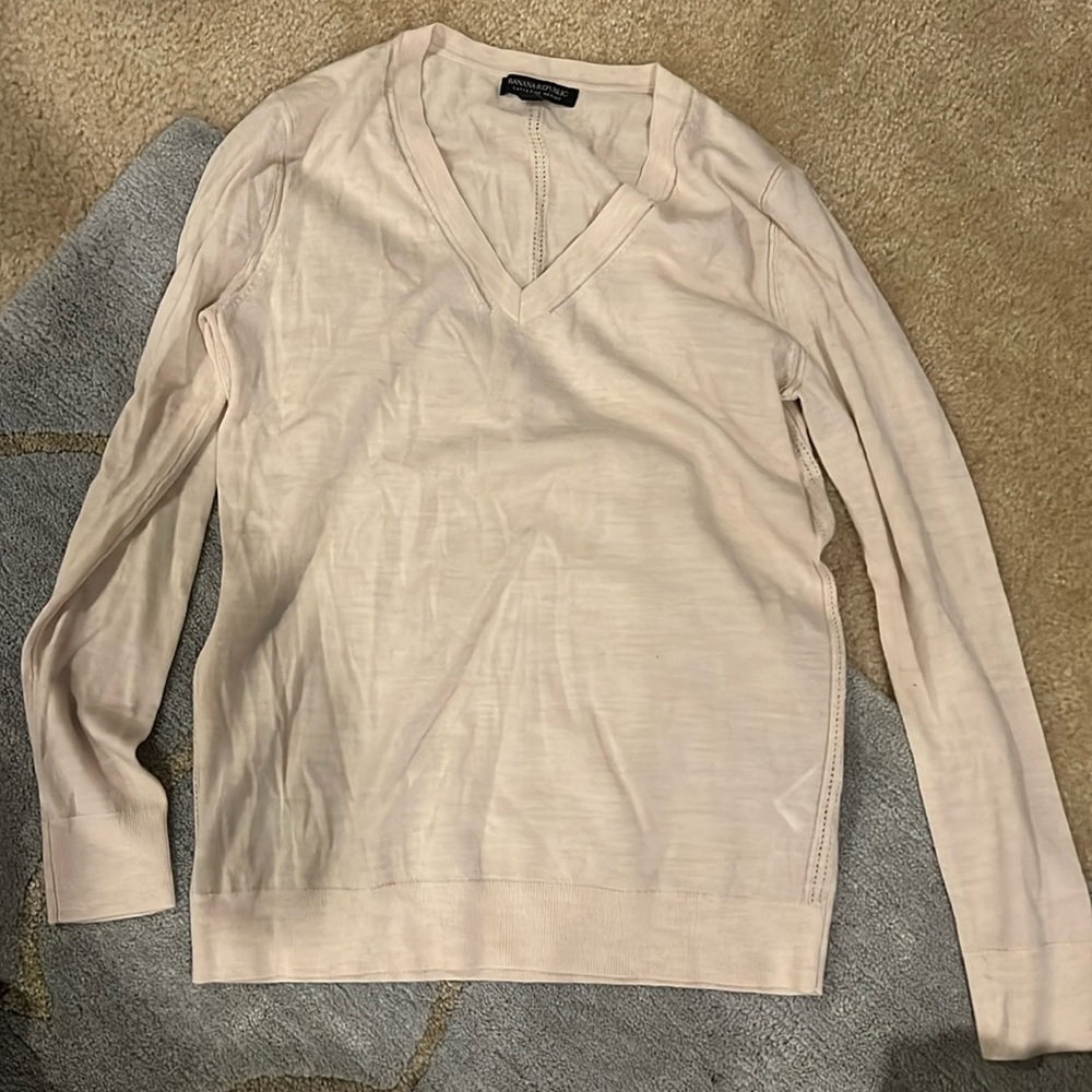 Banana republic v neck sweater